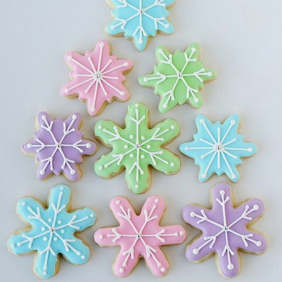 Cookie Cutters Snowflakes 5 Different Styles and 5 Nesting Pieces #2 - Picture 4 of 16
